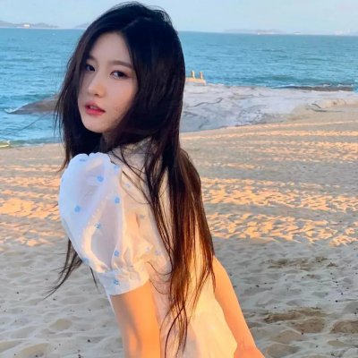 两女之间难为夫